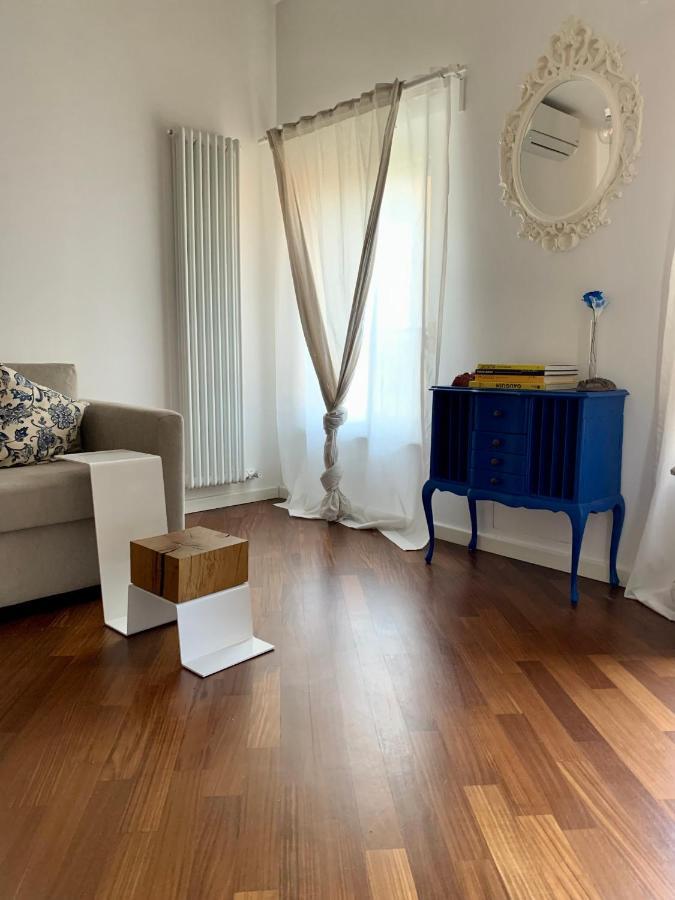 La Rocca Luxury Apartment Parme Extérieur photo